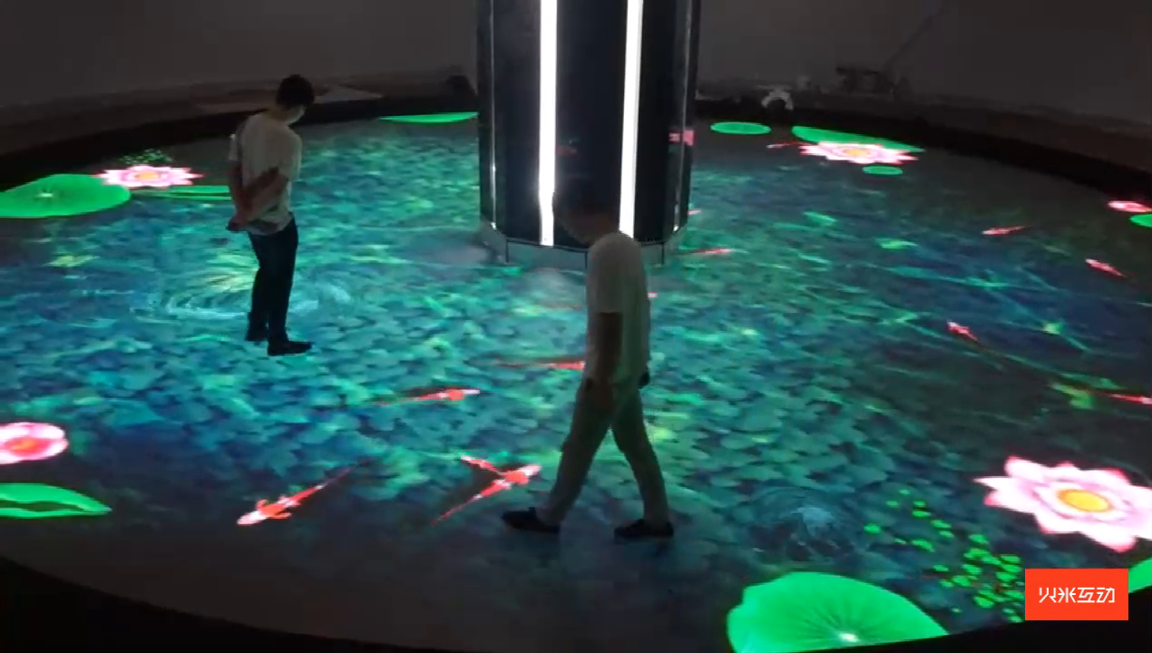 地面互动投影之鱼水互动