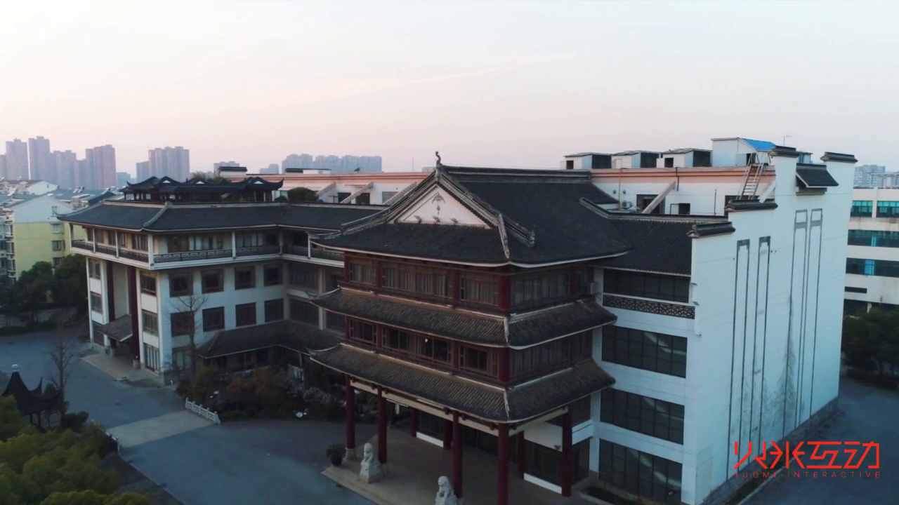苏州丝绸文化博物馆360度全息投影柜