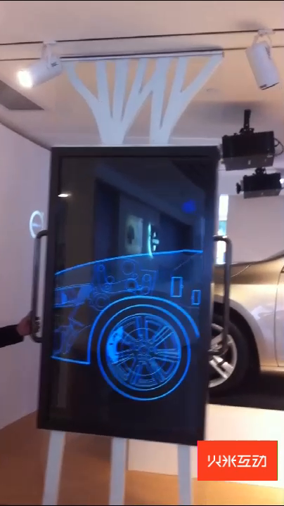 吉利车展互动滑轨屏
