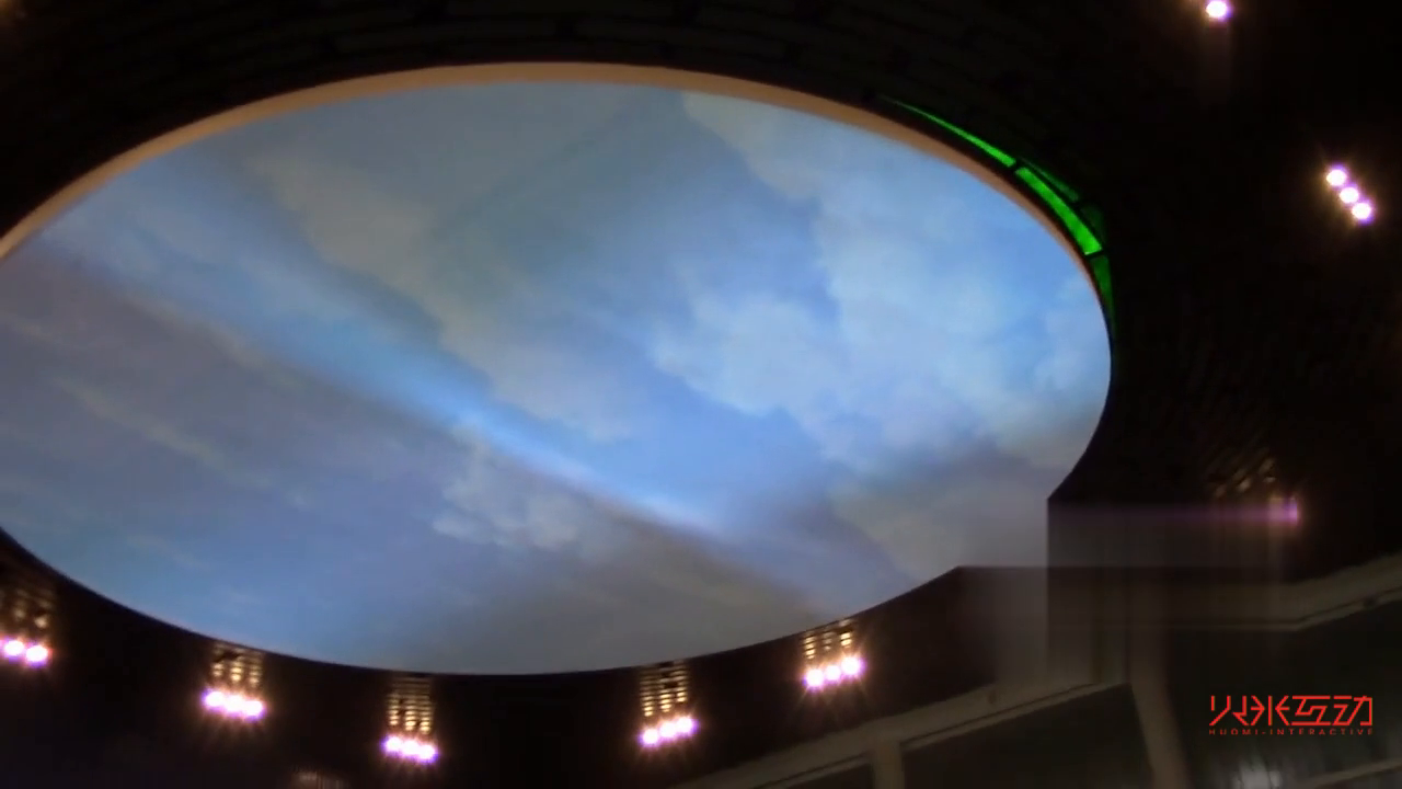 天空天幕投影展示