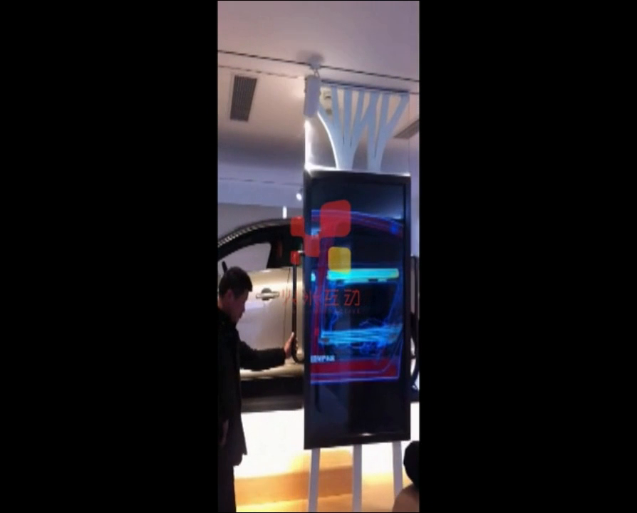 吉利汽车展厅滑轨屏